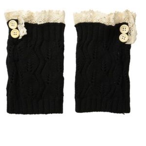 NWT Steve Madden cable knit lace trim boot cuff